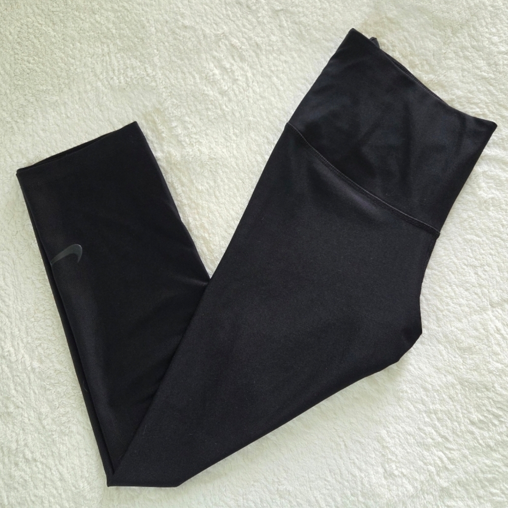 Nike✨️ Women's Black Leggings Size S